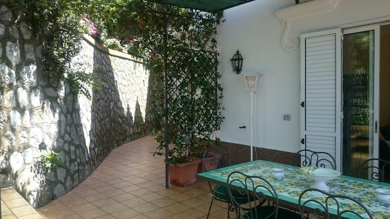Villa L'Ulivina Sorrento Dış mekan fotoğraf